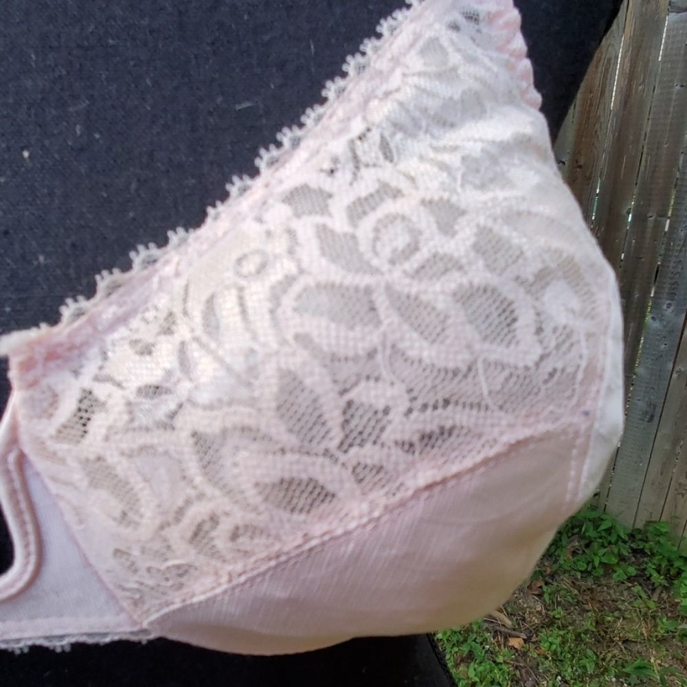 Bra‎ - Picture 5 of 7